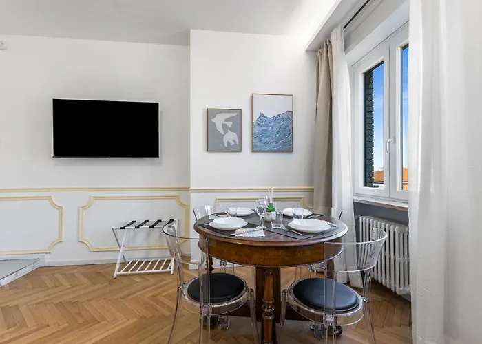 Centrale-duomo 10min - Bluedream - Metro Loreto 4min Apartment *