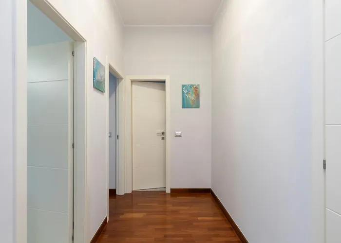 Gambara M1 - 15 Min To Duomo, Balcony, Ac&wifi Διαμέρισμα Μιλάνο