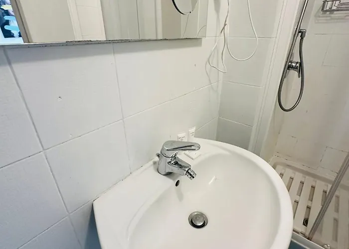 Luminoso Con Garage Privato Gratuito Milano