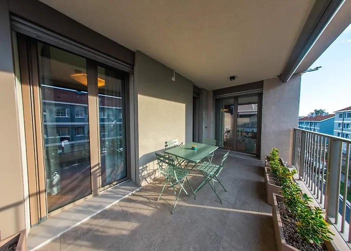 Crespi Terrace, Private Parking, A Few Steps From The Metro