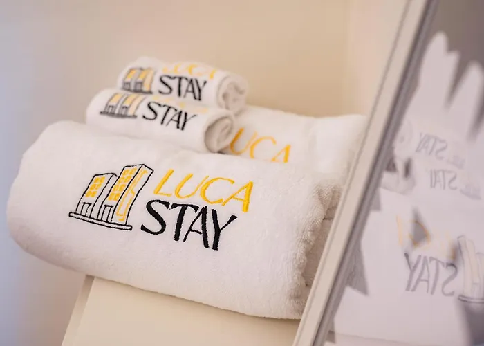 Apartment Luca Darsena Viale Papiniano Mailand