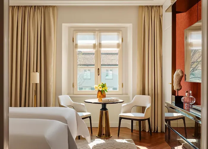 فور سيزونز ميلانو 5*