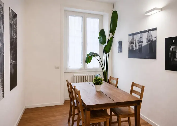 Milanrentals - Venere Apartament *