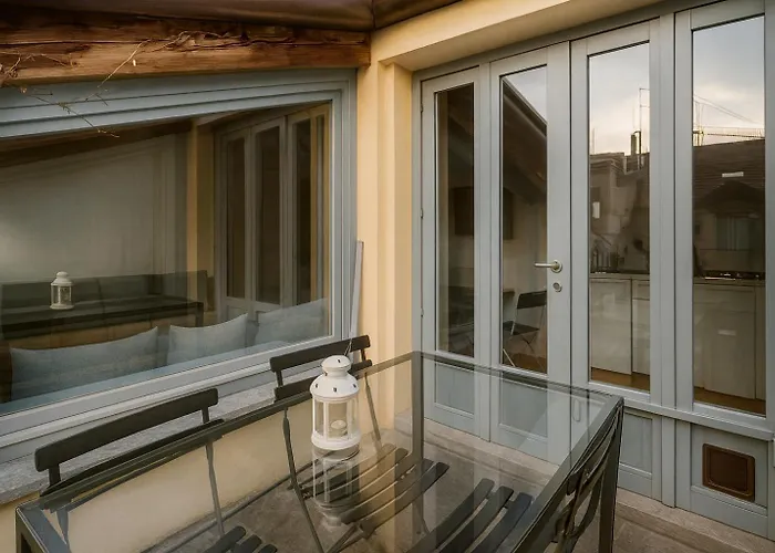 Dhomes - And - Duomo Delight, Terrace Milán