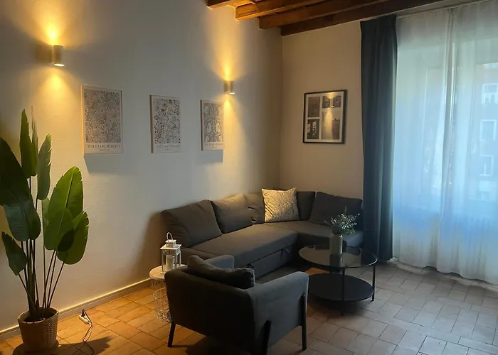 דירה Navigli Darsena - Luxury With Balcony *