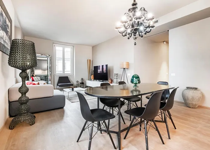 Easylife - - Suffragio 3 - Fashion District דירה *