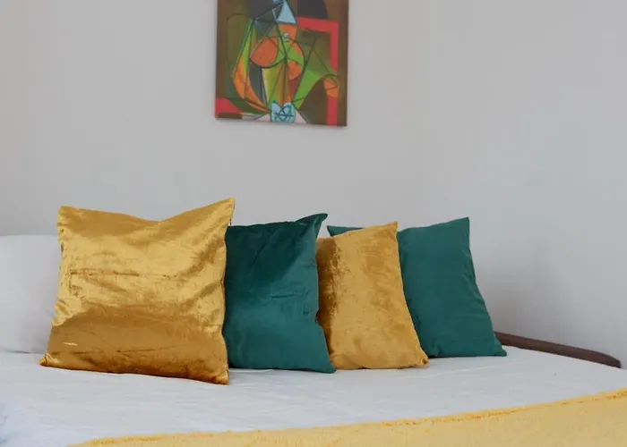 Artstay - Exclusive In Porta Romana, Free Parking *