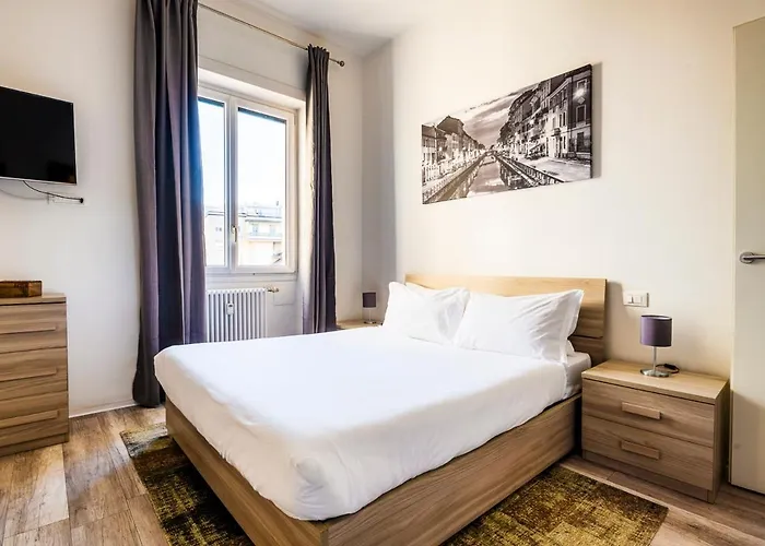 Exclusive 3 Bedrooms Near Duomo * Milán