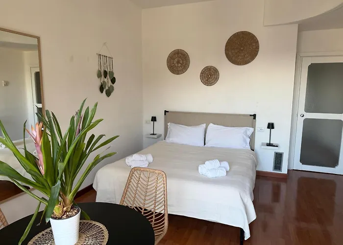 Appartement Urban Jungle 2 - Porta Nuova Milaan