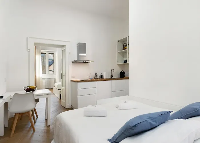 Isola Bloom - Stylish Design Flat * Milán