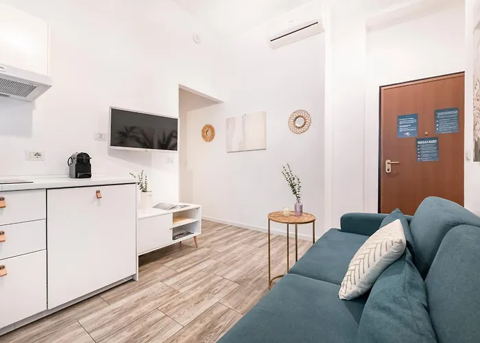 Easylife - - Tunisia 36 - Porta Venezia * Milan