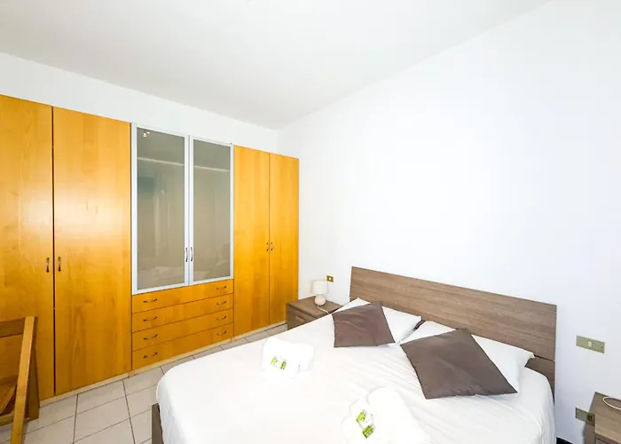 Sweet Staying At Large 3rooms In Navigli Apartment