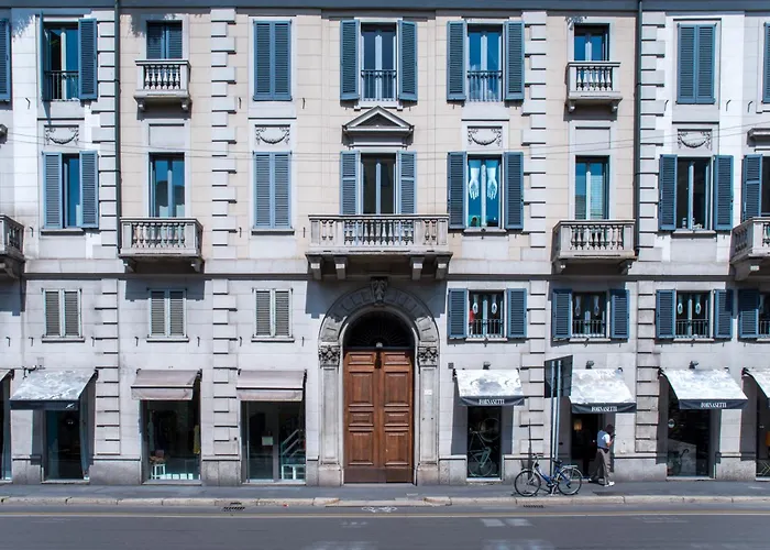 Artstay - Duomo, Spiga, Near Metro M1 * Milánó