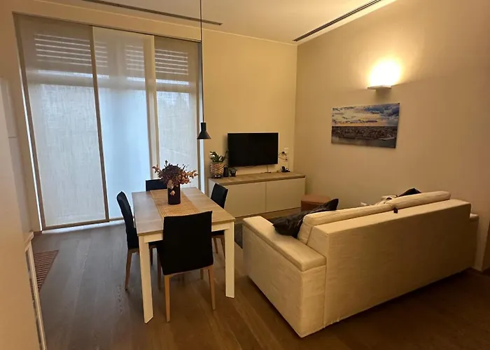Open Space - Garden & Jacuzzi Apartmán