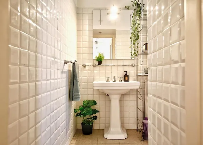 Spacious And Modern - Solari Lägenhet
