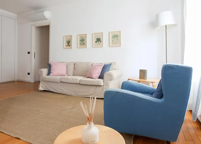 Апартаменты Hacca Collection - Brera & Fashion District - Bright 2br *