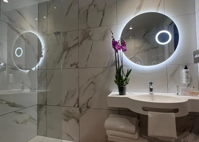 Western Madison Milánó