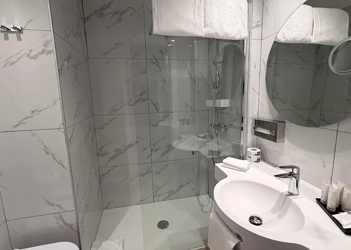 Astoria Sure Collection By Western Szálloda 3*