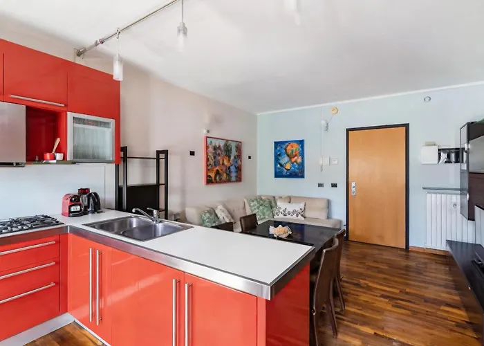 Modern With Jacuzzi, Terrace And Private Garage *