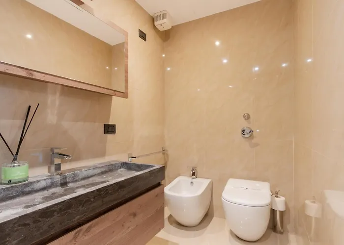 Brera Quadrilocale Di Lusso Con Sauna Lägenhet *