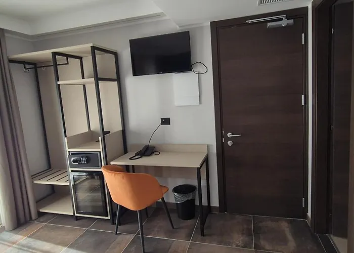 Hotell V7 3*