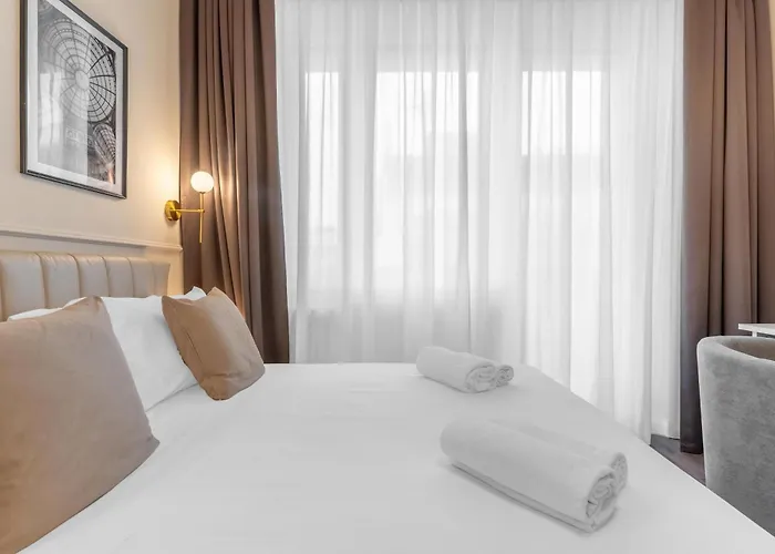 Vittoriana Foresteria Lombarda * Милан