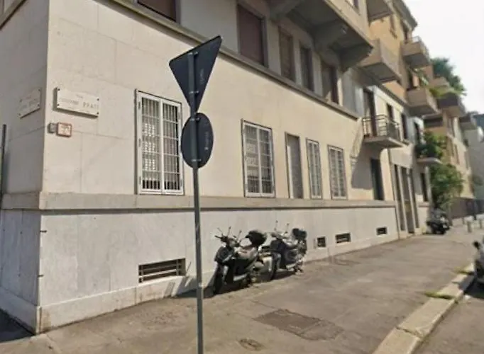 Giuliani - Via Giovanni Prati Bed & Breakfast Milan