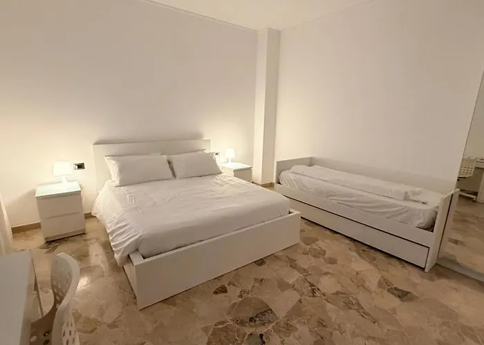 Casa Alisella בית הארחה 3*