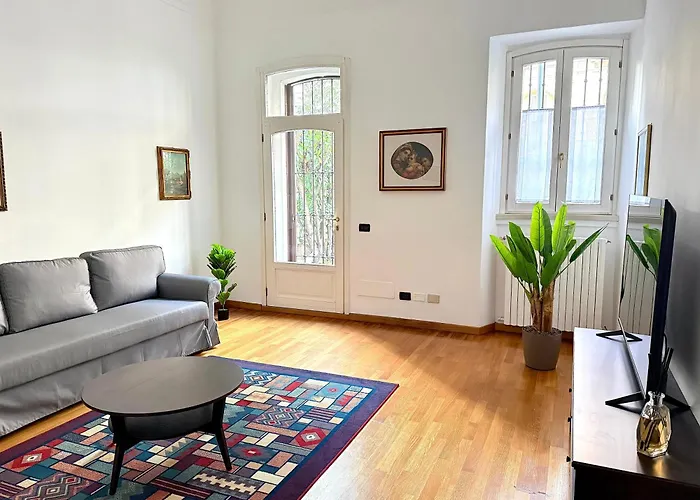 Rainbow District Mood 米兰