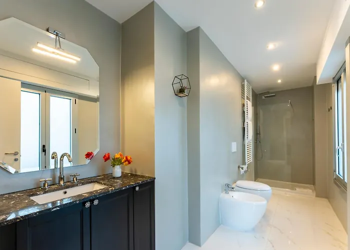 Mazzini 招待所 3*