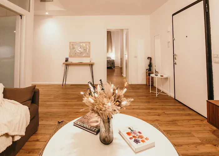 Casa De Amicis - Lakeside L&b 3*