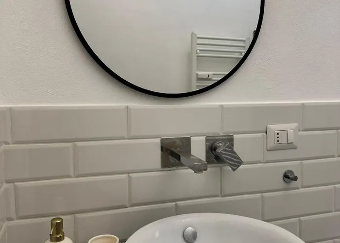 ゲストハウス Illirico 1, Casa Smartstay - Argonne, Linate, Dateo, Porta Venezia ミラノ