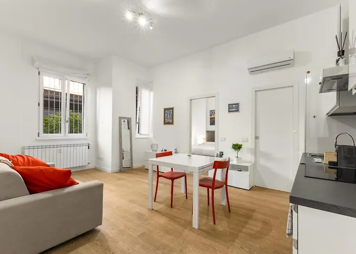 Ginny - San Siro Holiday home