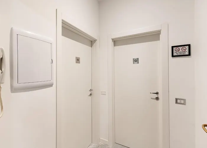 Acero & Ibisco - Repubblica By Innstay 3*