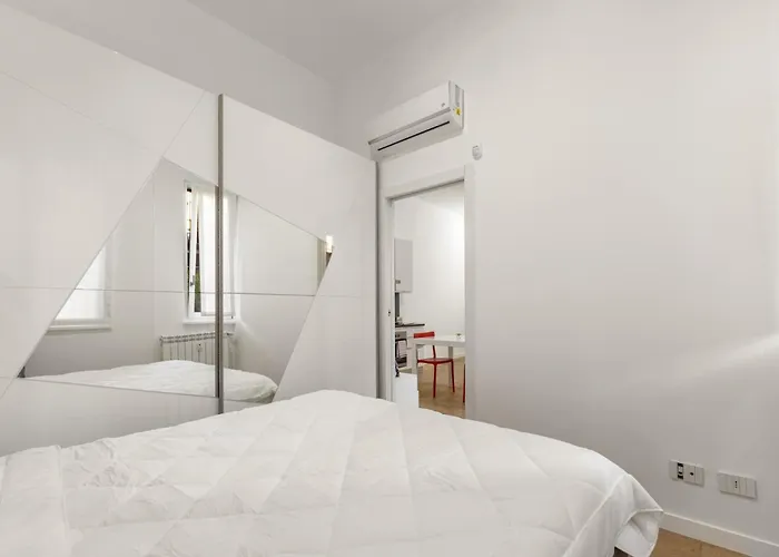 Ginny - San Siro Holiday home *