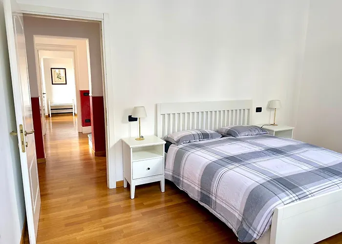 别墅 Rainbow District Mood