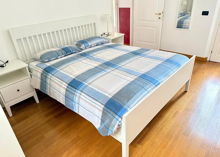 别墅 Rainbow District Mood