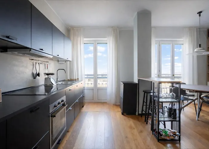 The Luxe Station - 5 Min From Appartement