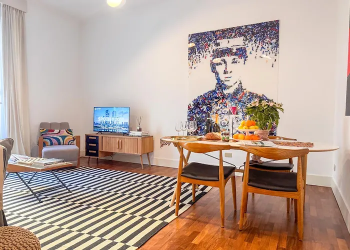 Brera Elegant Steps From Duomo, Montenapoleone, Design & Fashion Week Apartment Milan