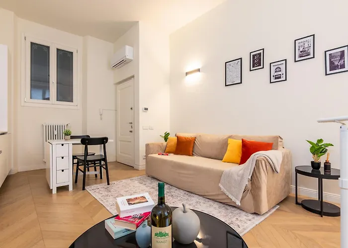 Elegant Duplex With Modern Design In Apartman