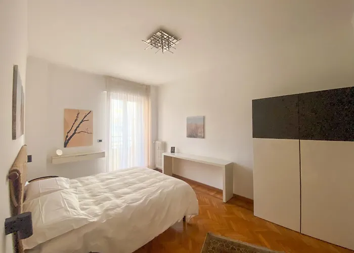 La Casa Di Jab * Mediolan