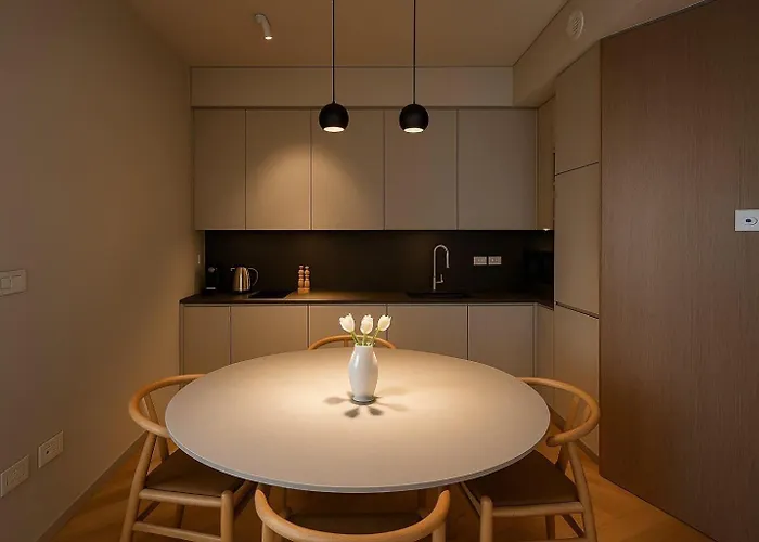 Luxury In Milan, Unbeatable Spot アパート ミラノ