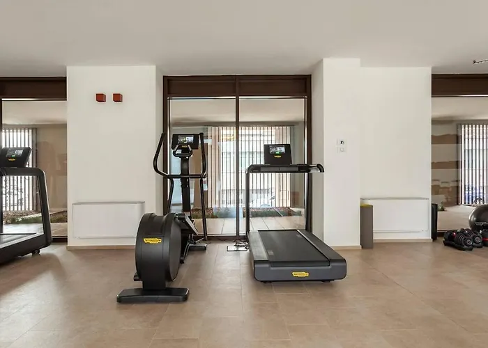 Luxury With Gym Near Citylife Metro Portello Apartmán Milán
