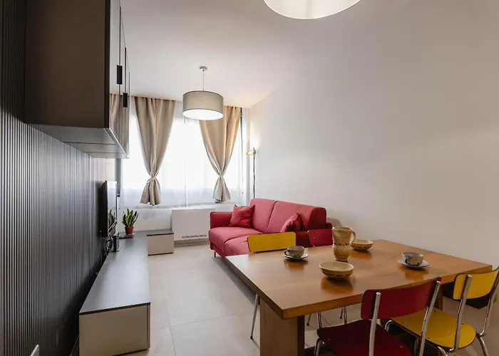 Apartment Black & Light Milan