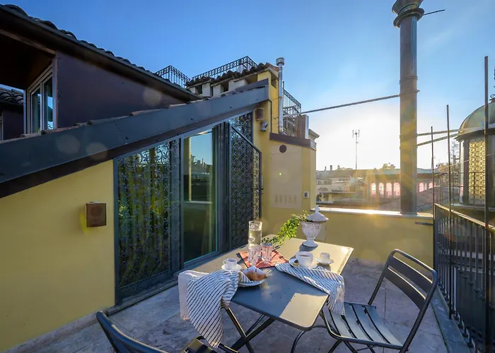 The Seven Stars - Montenapoleone Apartment *