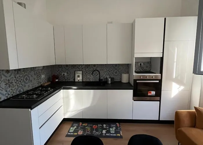 Modern In Dergano דירה *