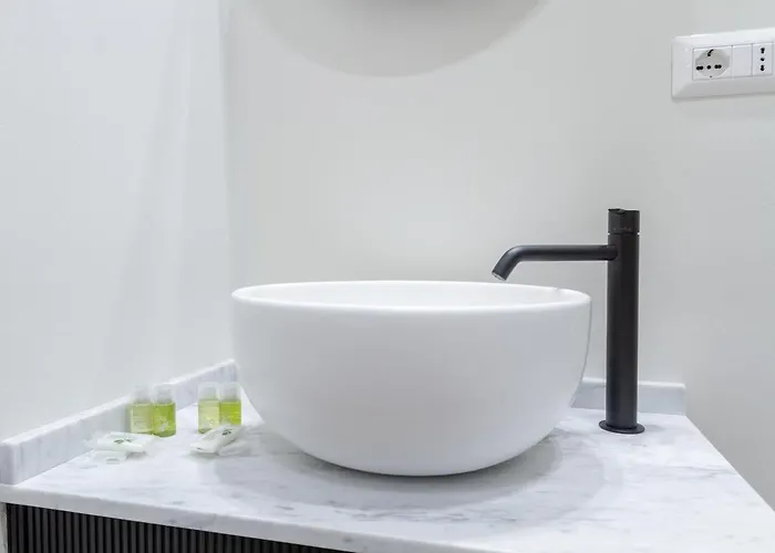 Boutique Flat Steps From Duomo Appartement