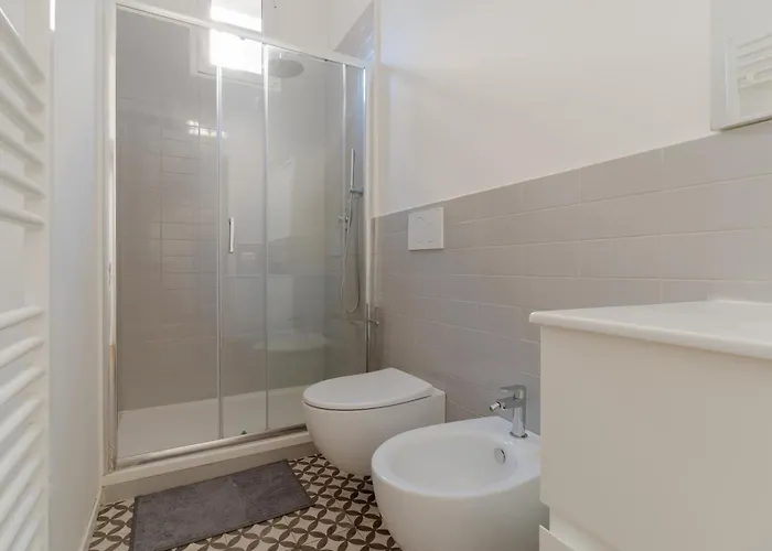 Guesthost - M5 Isola Cozy