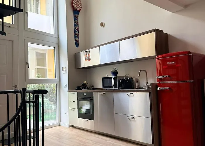 Daire Loft Con Giardino Privato A