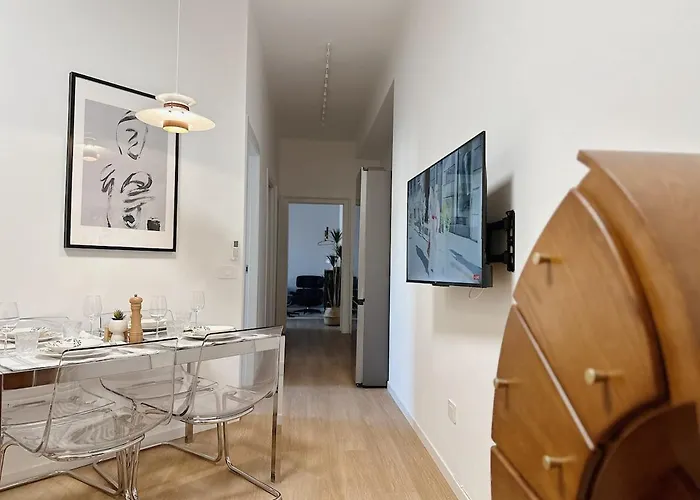 Convention Center Sempione Castle Double Bathroom Entire Apartment, 24h Supermarket, Nightlife * 밀라노